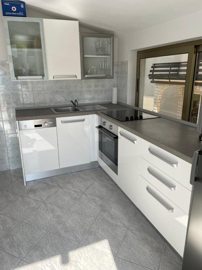 Casa Estancia Apartment Njivice Buitenkant foto